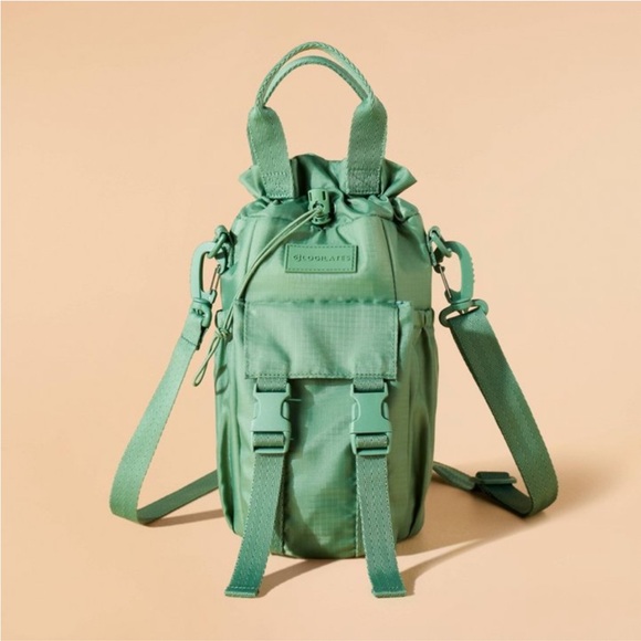 BLOGILATES NWT water bottle sling -auro green - Picture 1 of 9